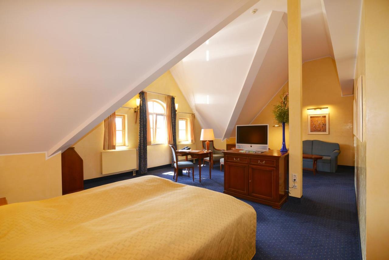 Altstadthotel Braeuwirt Weiden in der Oberpfalz Dış mekan fotoğraf